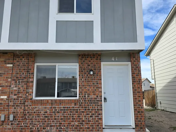 41 Castle Royal Dr, Pueblo, CO 81005