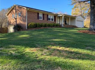 2600 N Berry St, Germanton, NC 27019