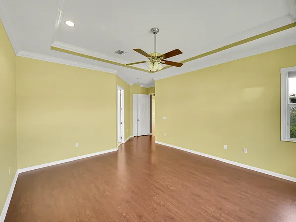 2539 Vicara Court, Royal Palm Beach, FL 33411
