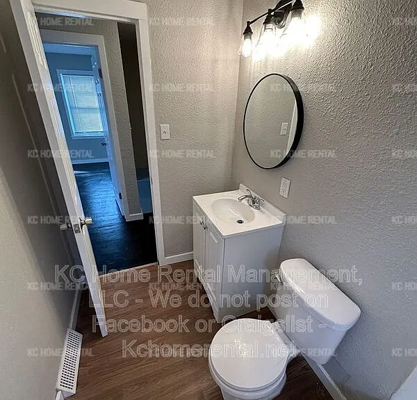 4031 Wabash Ave — Photo 8