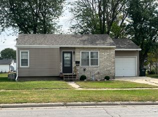 909 S 25th St, Fort Dodge, IA 50501