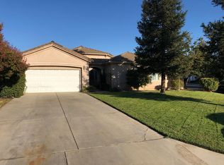 7824 N Bain Ave, Fresno, CA 93722
