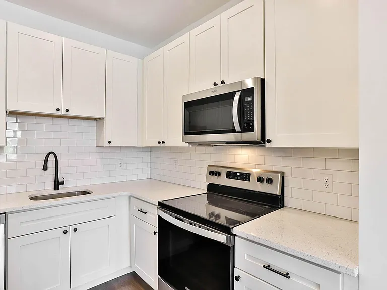6611 Clayton Rd #201 — Photo 11