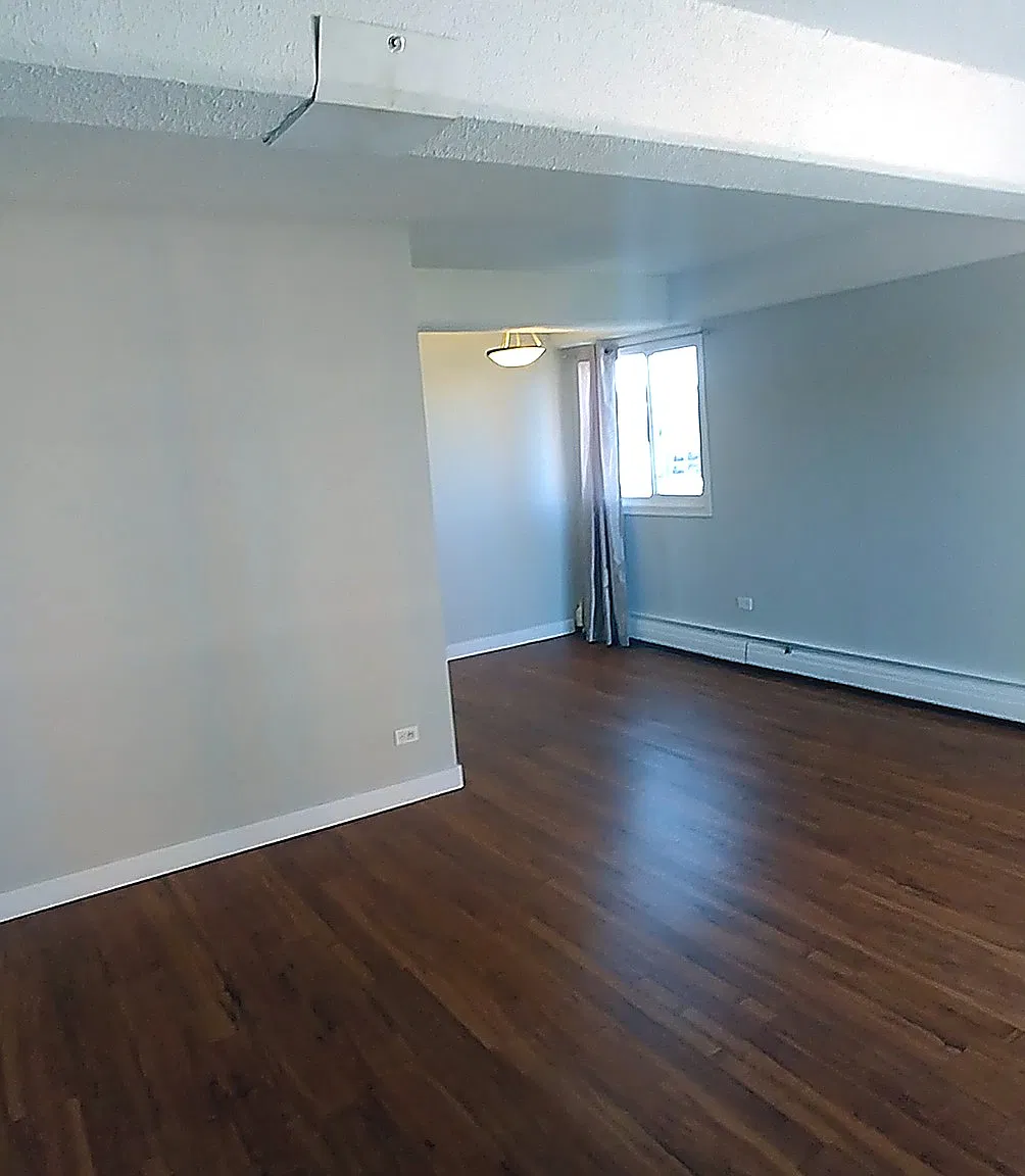 Brenton 602 — Photo 1