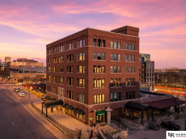 902 Dodge St APT 203, Omaha, NE 68102