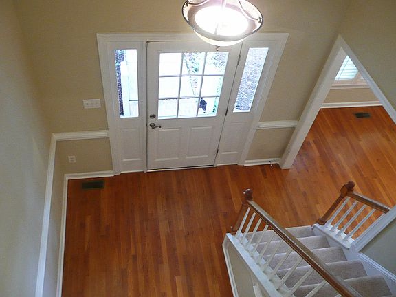 Hardwoods in Foyer+Dining Rm