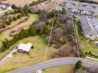 617 W Mountainview Rd, Johnson City, TN 37604