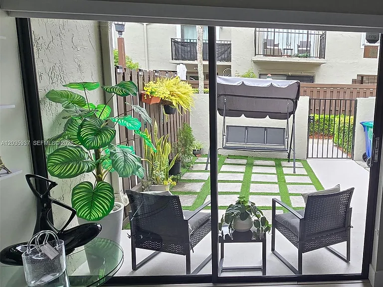 15370 SW 104th Ter #7 — Photo 4