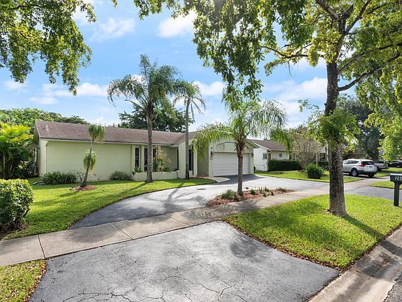 2nd image of 2667 Coral Hills Drive