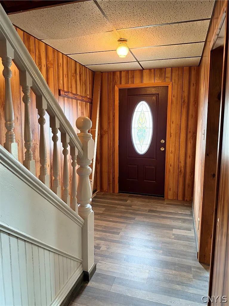3 bed, 1.5 bath, 1200 sqft, $1,100 — Photo 2