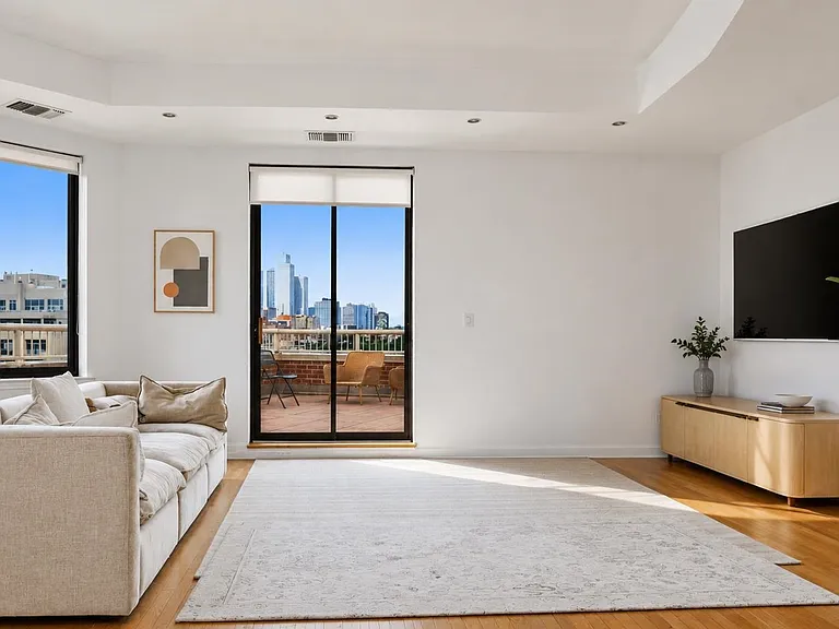 415 Newark St #Penthouse 2 — Photo 9