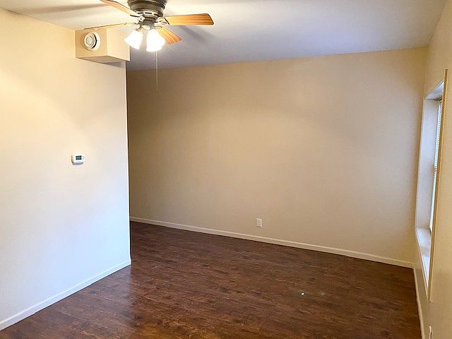 1st image of 10214 S King Dr APT 1W