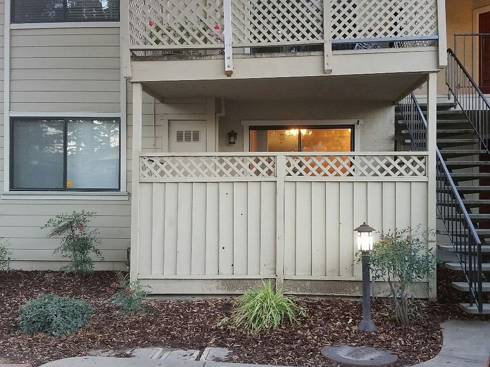 1st image of 393 Boynton Ave