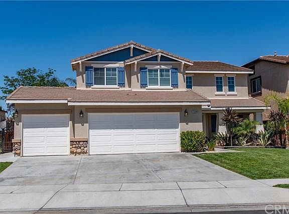 3rd image of 33549 Mint Ave