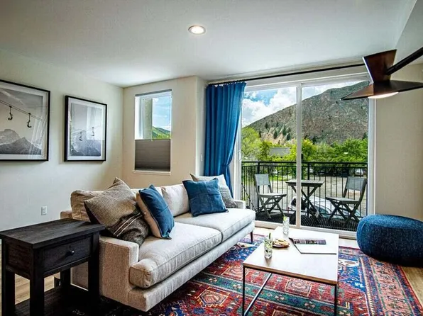 410 N River St #4, Hailey, ID 83333