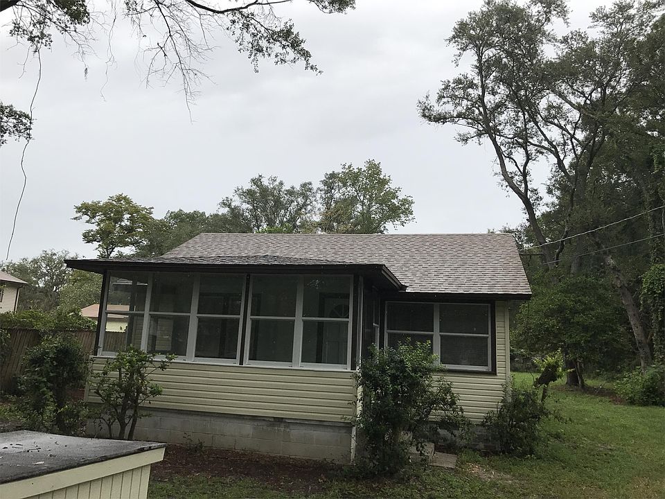 1st image of 3060 Gordon St