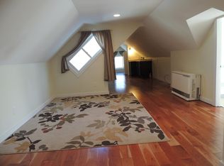 37 Beech St, Keene, NH 03431