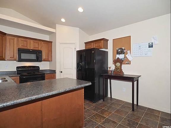 4th image of 6973 S Village River Ln APT C10