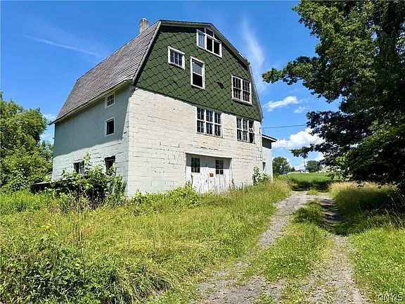 4th image of 195 Cortland Rd