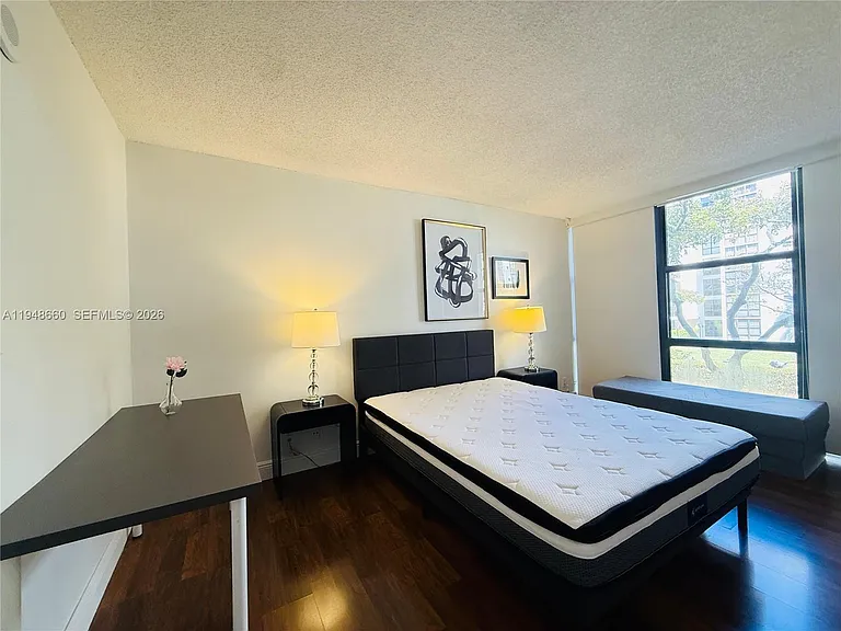 17011 N Bay Rd #202 — Photo 7