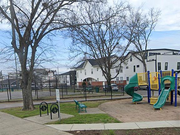 Park with playground and basketball court right outside the front door!