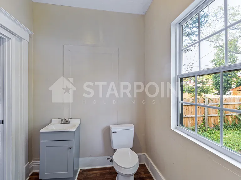 739 S 37th St — Photo 5