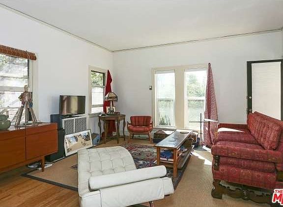 3rd image of 1616 Griffith Park Blvd