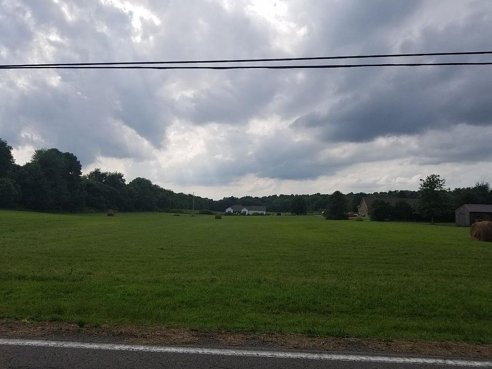 1st image of 3709 Cemetery Rd