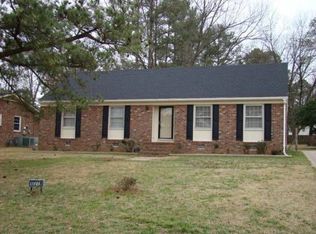 1727 Meadowbrook Ln W, Wilson, NC 27893