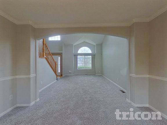 5th image of 18659 E Hamilton Dr