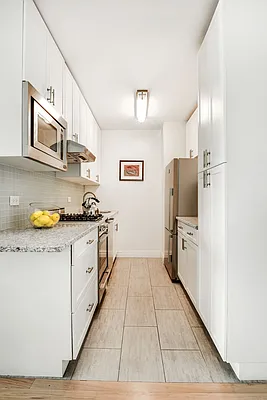 Sold by Compass | media 6