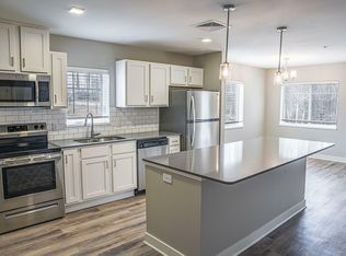 Oxford Place Apartments, Grand Rapids, MI 49508