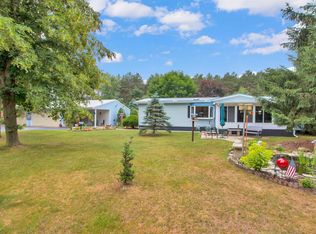 N2277 W Whispering Cir, Redgranite, WI 54970