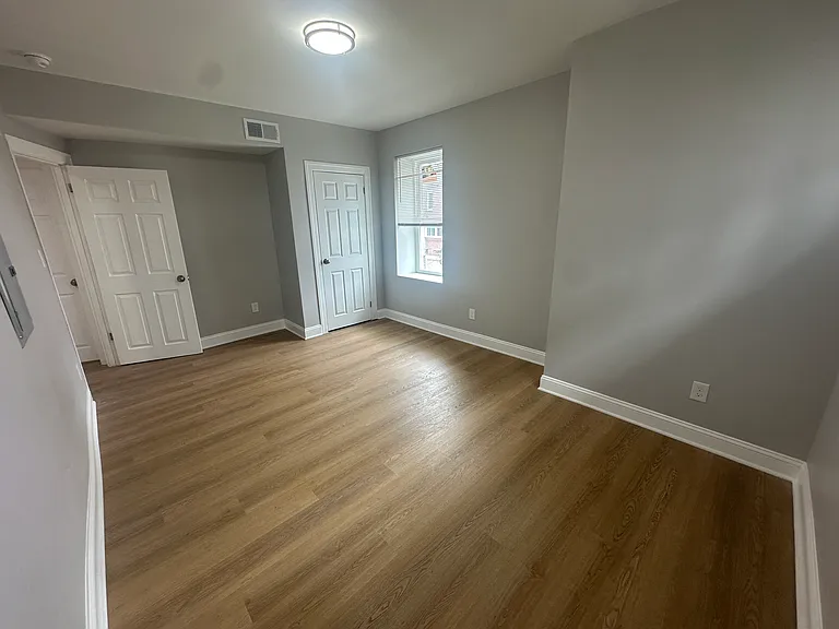 806 N 64th St — Photo 51