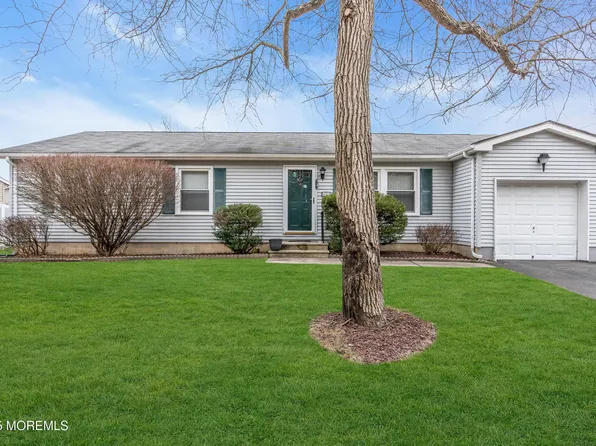 637 Garfield Avenue, Toms River, NJ 08753