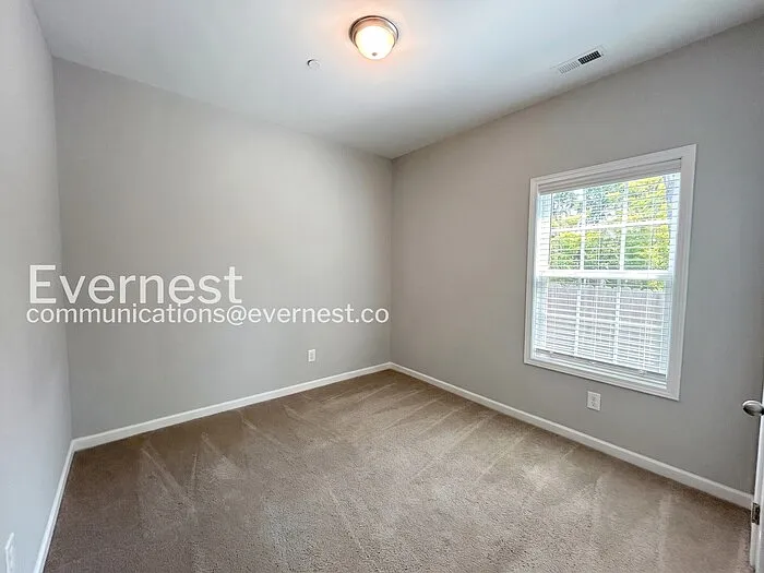 1402 Pipeline Ave — Photo 13