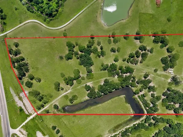 39360 Highway 105, Saratoga, TX 77585