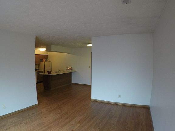 5th image of 248 Marsteller St #4B-2Ba-982Sqft