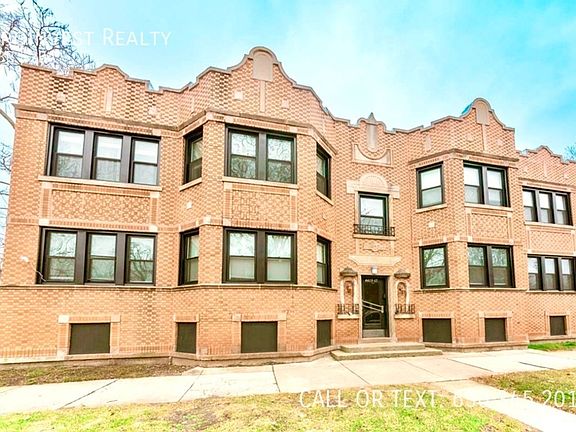 2nd image of 4415-25 W School St Basement 4425