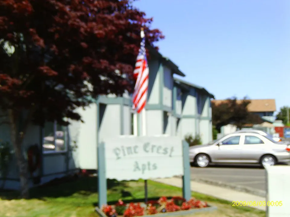 Pine Crest Apartments