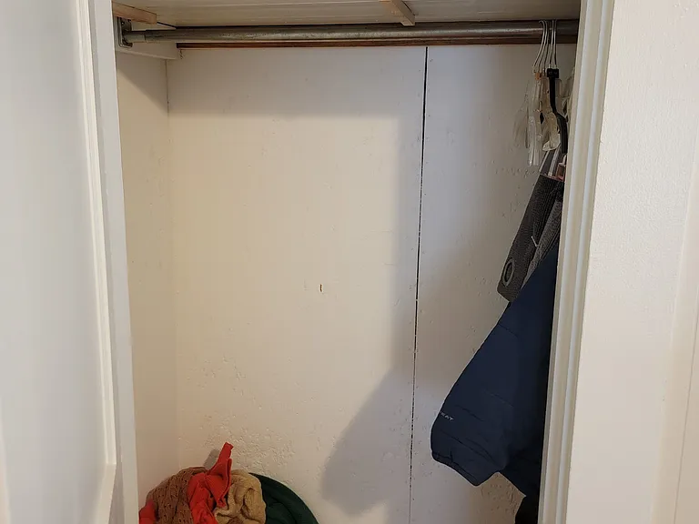 242 Main St #B — Photo 12