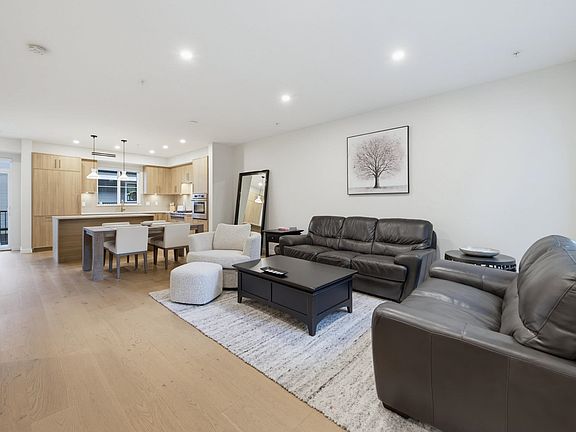 5th image of 9122 King St #36