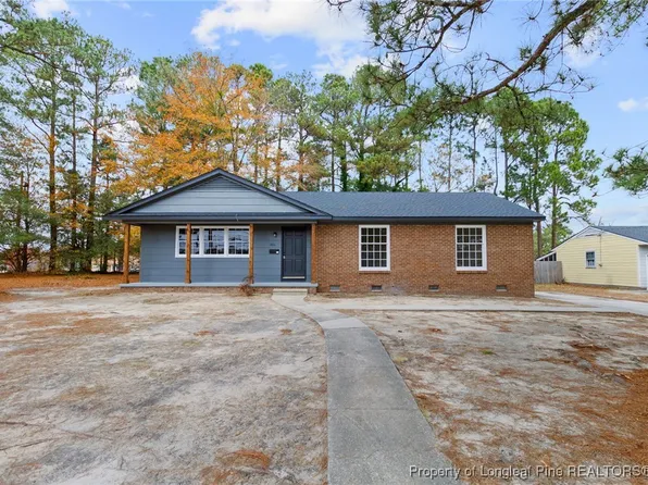 486 Waterbury Dr, Fayetteville, NC 28311
