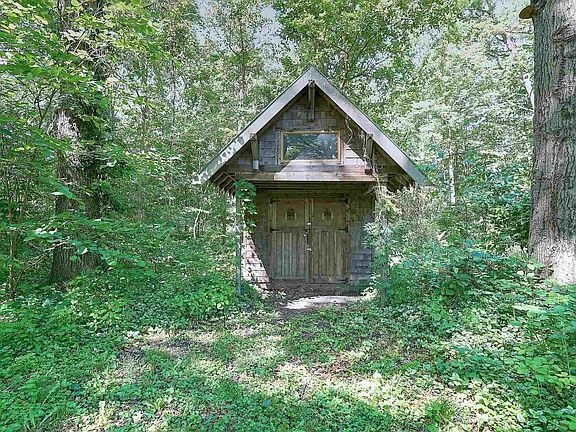 3rd image of 25125 Pin Oak Dr