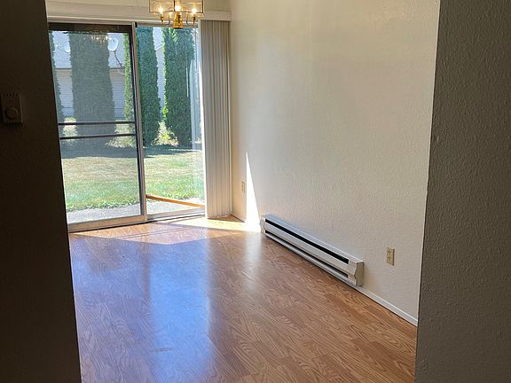 3rd image of 1016 11th St NW #1016