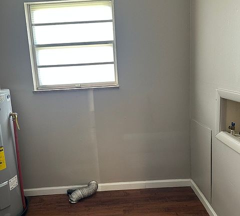 5th image of 844 W 7th North St #844