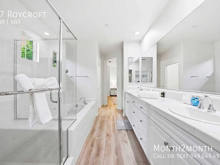 37 Roycroft — Photo 26