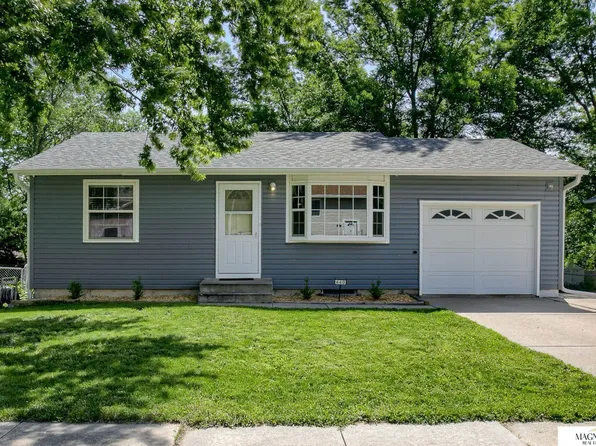 440 David Ln, Eagle, NE 68347