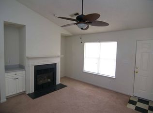 3211 B Moseley Dr, Greenville, NC 27858