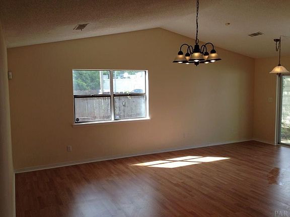 5th image of 8438 Harbour Square Dr
